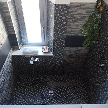 Apartmán Attico Gabriel Civitavecchia Exteriér fotografie