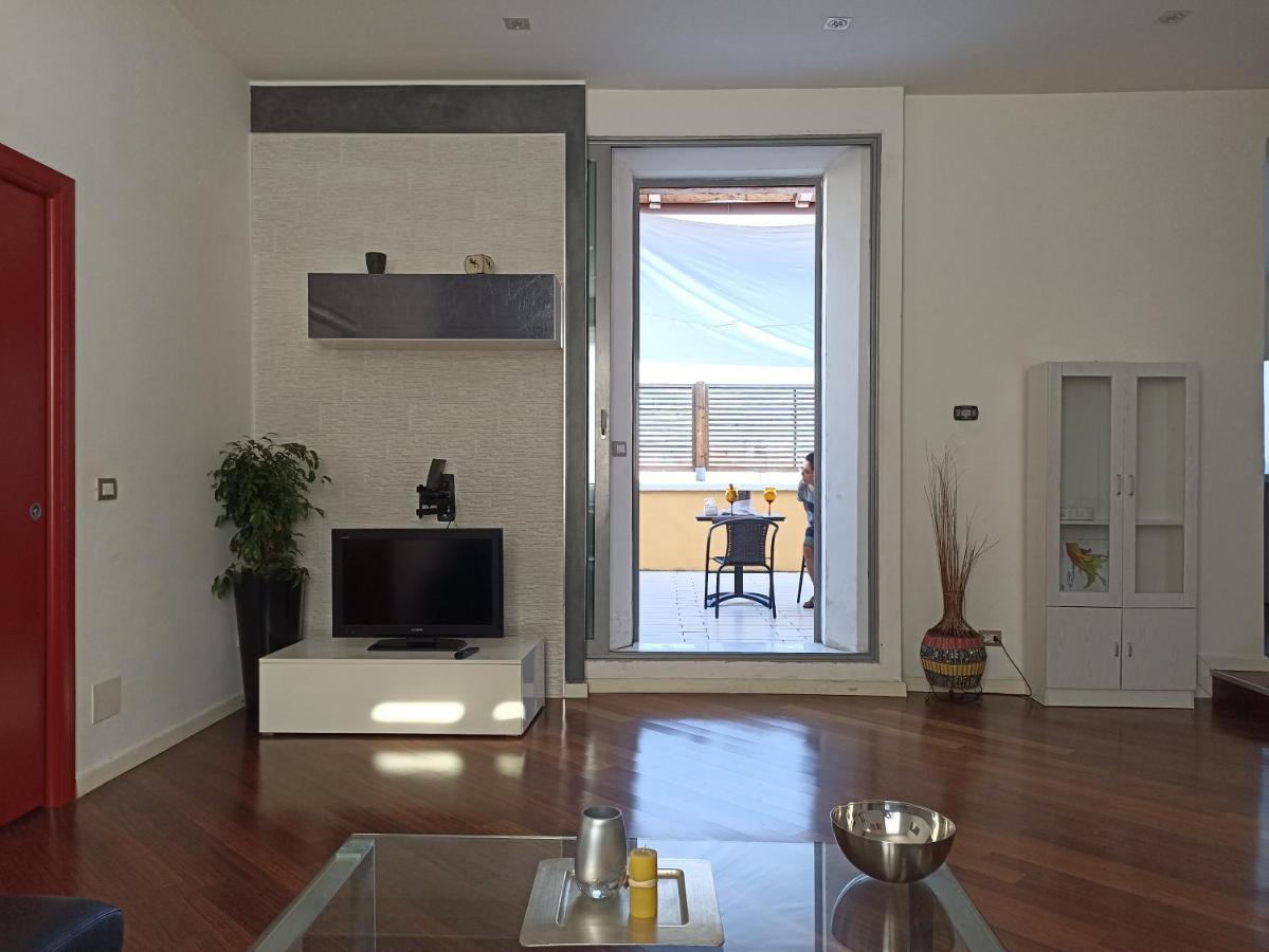 Apartmán Attico Gabriel Civitavecchia Exteriér fotografie